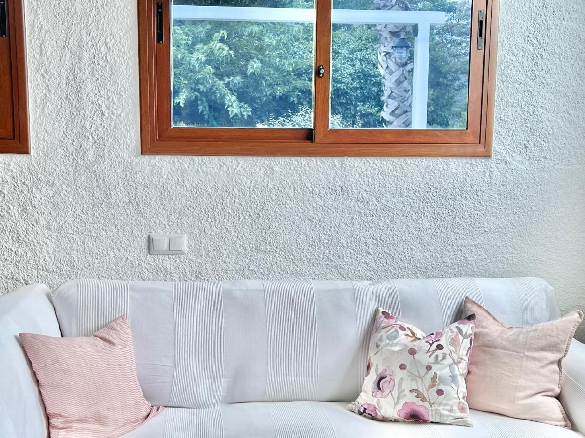 Villa Only Adults 2 Pax - Piscina Privada - A/C - Wifi - Bbq 블랑스 외부 사진