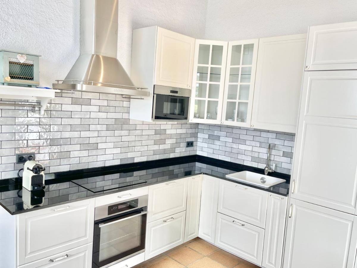 Villa Only Adults 2 Pax - Piscina Privada - A/C - Wifi - Bbq 블랑스 외부 사진